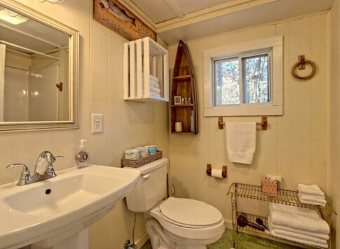 Fish Camp Cottage 2 bath