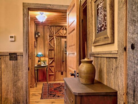 Foxfire Room